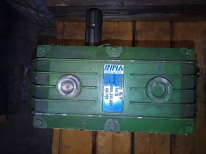 Växellåda /pumpp /  Vaihdelattikko/pumppu