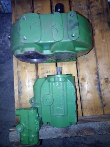 Växellåda /pumpp /  Vaihdelattikko/pumppu